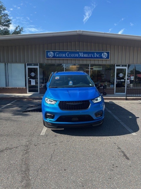 2026 Chrysler Pacifica Select Sport XT, photo 6 of 6